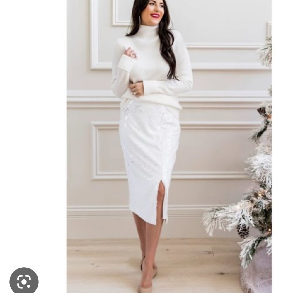 Rachel Parcell white sequin skirt size small worn once
